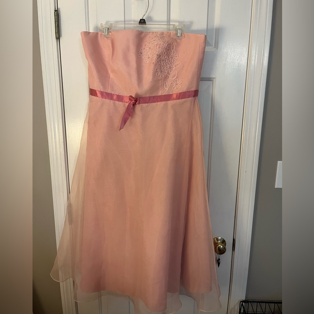 Strapless peachy pink dress vintage vibe fun for prom or  formals